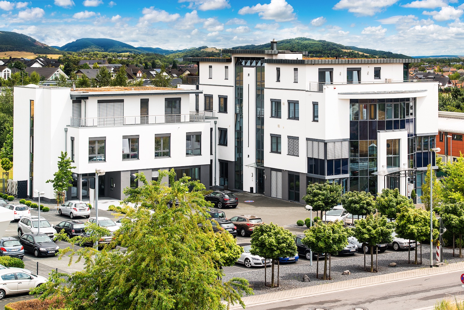 Außenansicht der Kirchberg Kinik MVZ - Ihrem Zahnarzt in Andernach