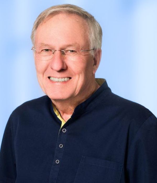 Dr. med. dent. Joachim Menges, Zahnarzt