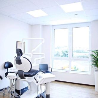 Behandlungszimmer in der Zahnklinik Andernach