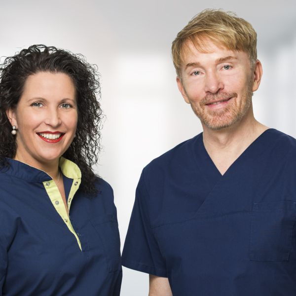 Klinikleitung der Zahnklinik Andernach - Frau Dr. Andrea Heiß und Herr Dr. Markus Keiner